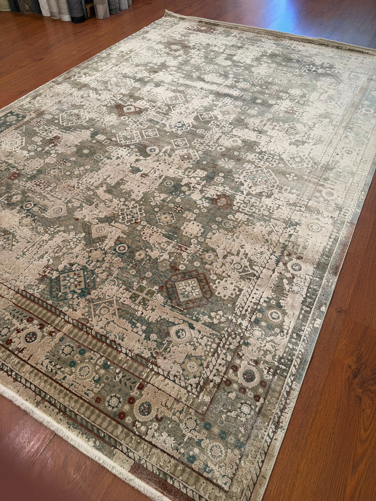 KAVI-1075